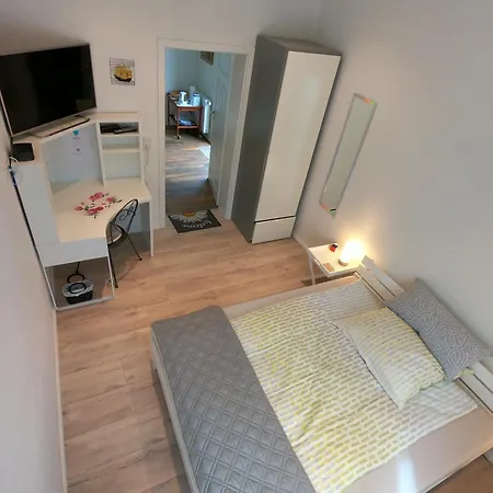 Gaestehaus Schinna فندق مبيت وإفطار Stolzenau