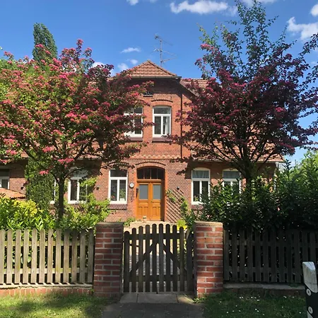 فندق مبيت وإفطار Gaestehaus Schinna Stolzenau