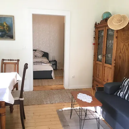 Gaestehaus Schinna לינה וארוחת בוקר