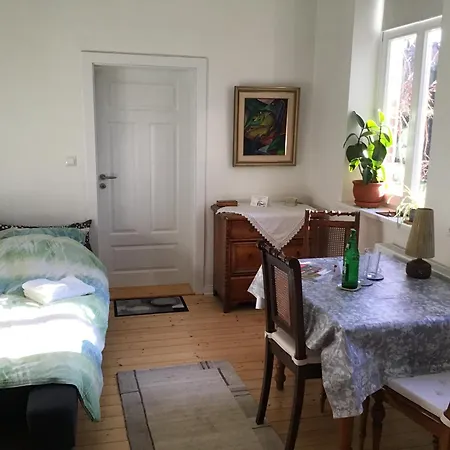 לינה וארוחת בוקר Gaestehaus Schinna Stolzenau