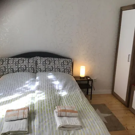 Gaestehaus Schinna Bed and Breakfast 3*