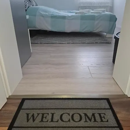 לינה וארוחת בוקר Gaestehaus Schinna 3*