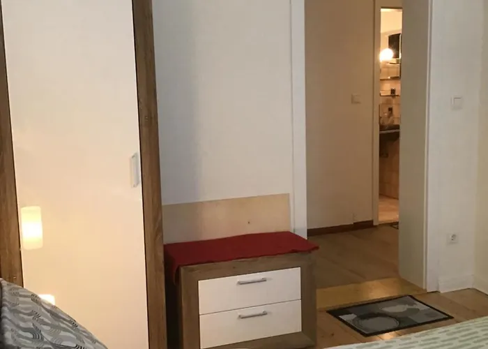 ベッド・アンド・ブレックファスト Gaestehaus Schinna