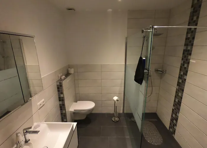 Gaestehaus Schinna فندق مبيت وإفطار 3*